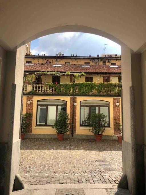 Appartamento Porta Romana Милан Экстерьер фото